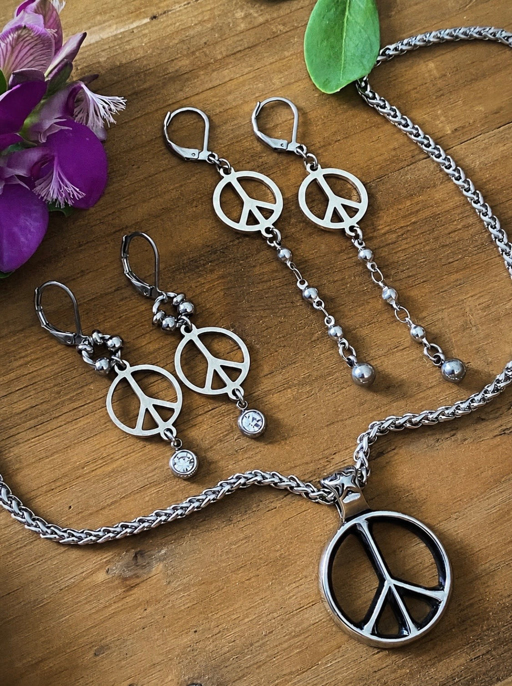 PEACE EARRINGS - Fabs things