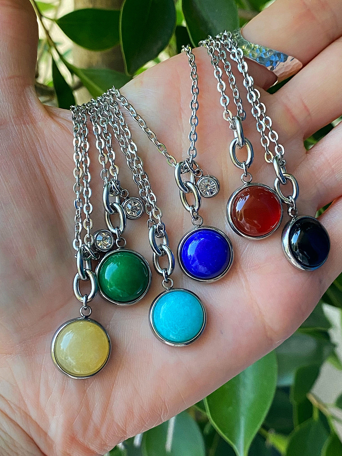 STONE CHARM NECKLACE - Fabs things