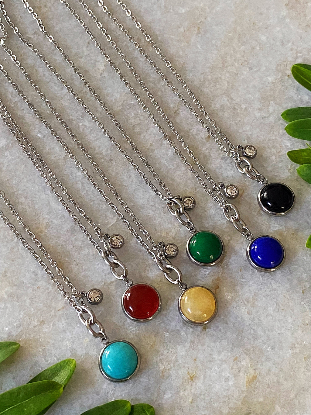 STONE CHARM NECKLACE - Fabs things
