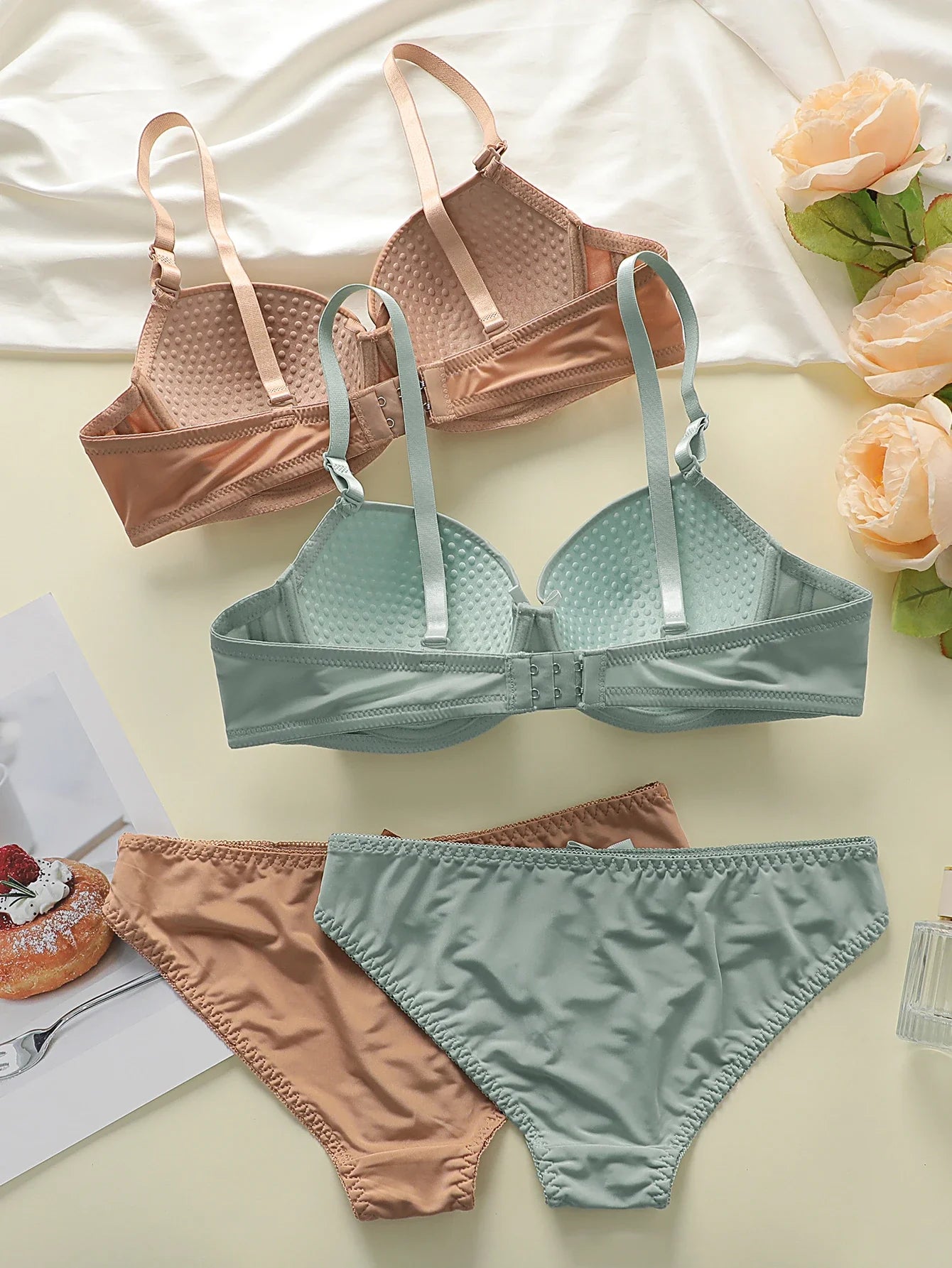 High Quality Sexy Lingerie Set For Women's Lace Up Steel Ring Push Ups 2-piece Set For Daily Underwear Set A2127