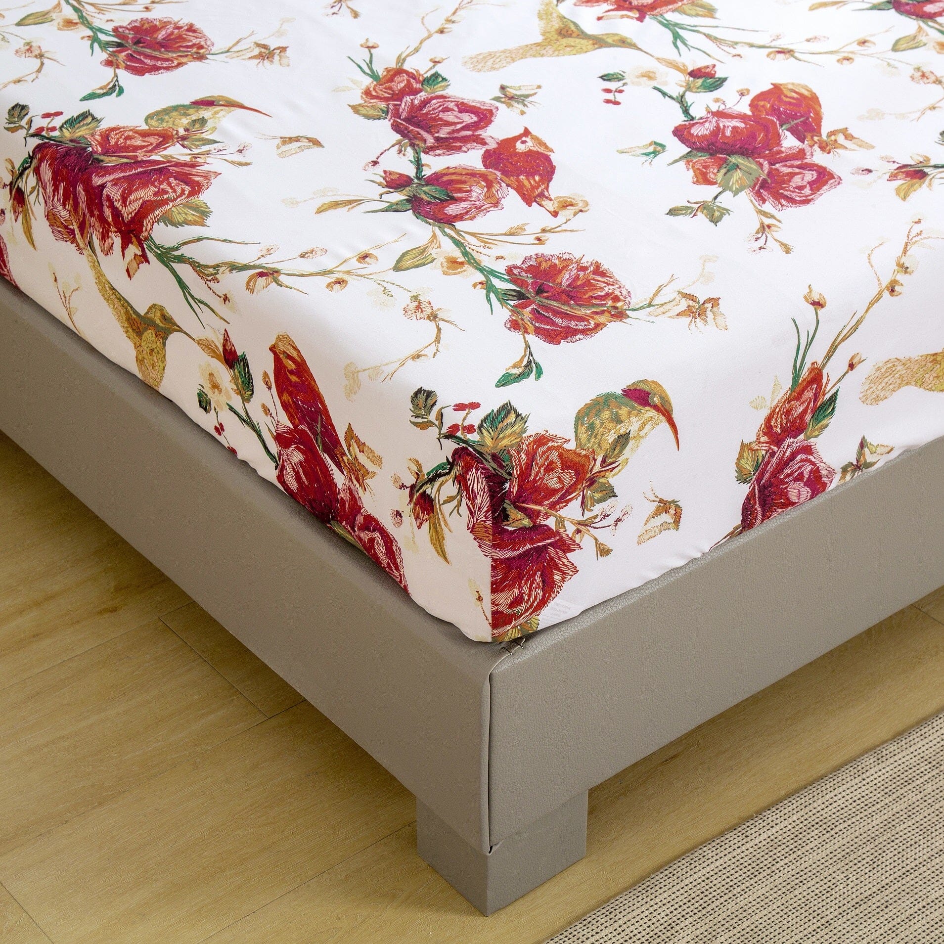 Tache Floral Hummingbirds Burgundy White Vintage Rose Garden Bed Sheet Set (SD-7676)