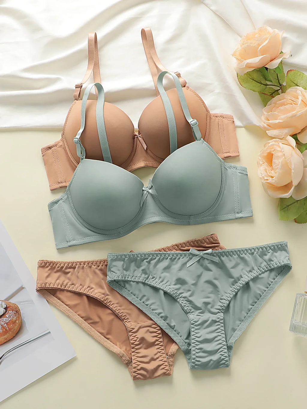 High Quality Sexy Lingerie Set For Women's Lace Up Steel Ring Push Ups 2-piece Set For Daily Underwear Set A2127