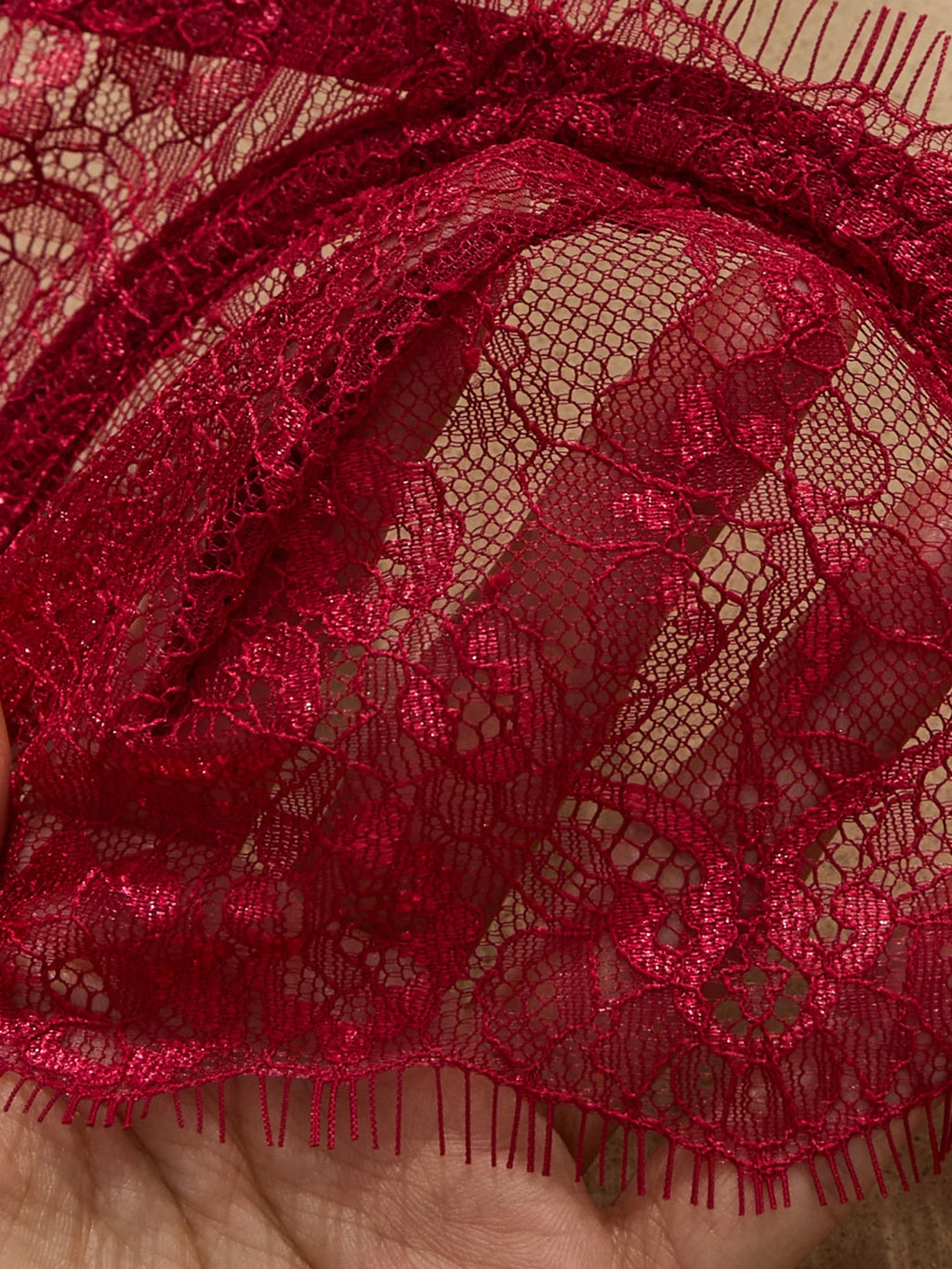 Ladies' Basic Style Thin Lace Bra And Panty Set Seamless Single Layer Eyelet Underwear Comfortable Intimate Apparel