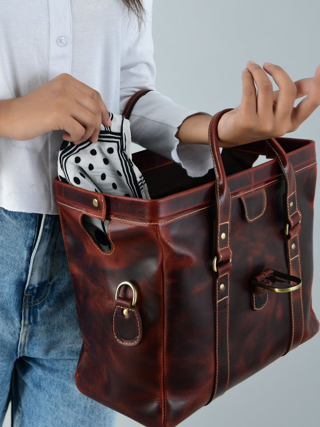 Wineberry Chic Handbag - Fabs things