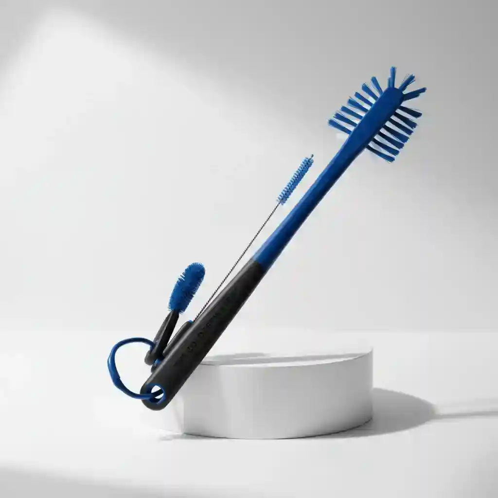 The Coldest Water Bottle Brush: 3 Tools in 1 - Fabs things