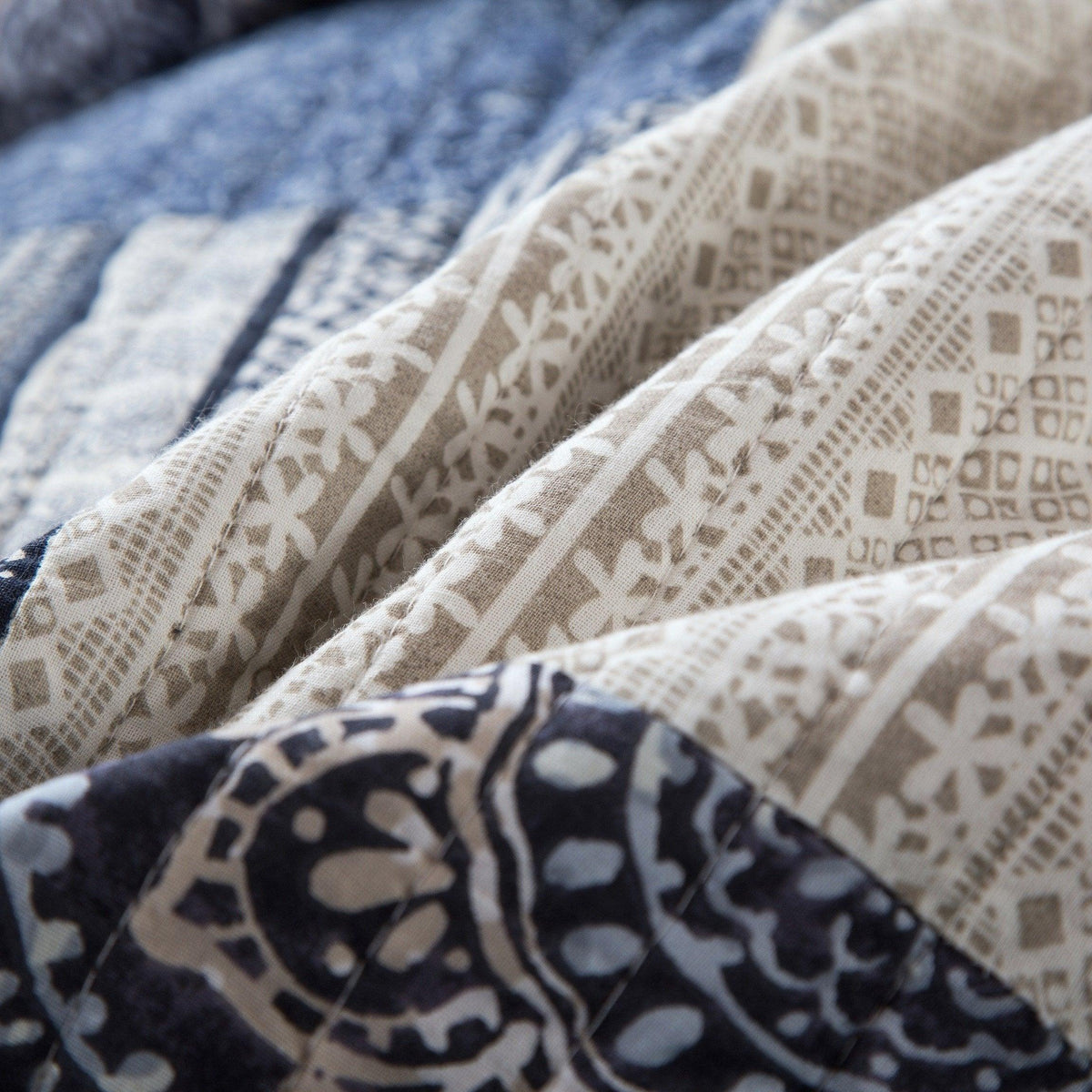 DaDa Bedding Denim Blue Patchwork Cotton Quilt Set - Fabs things