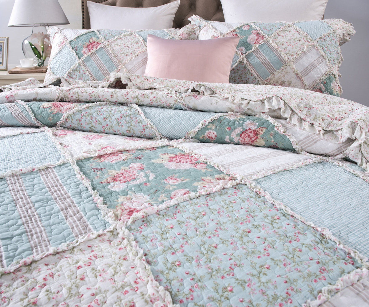 DaDa Bedding Hint of Mint Pastel Cotton Patchwork Quilt Set - Fabs things