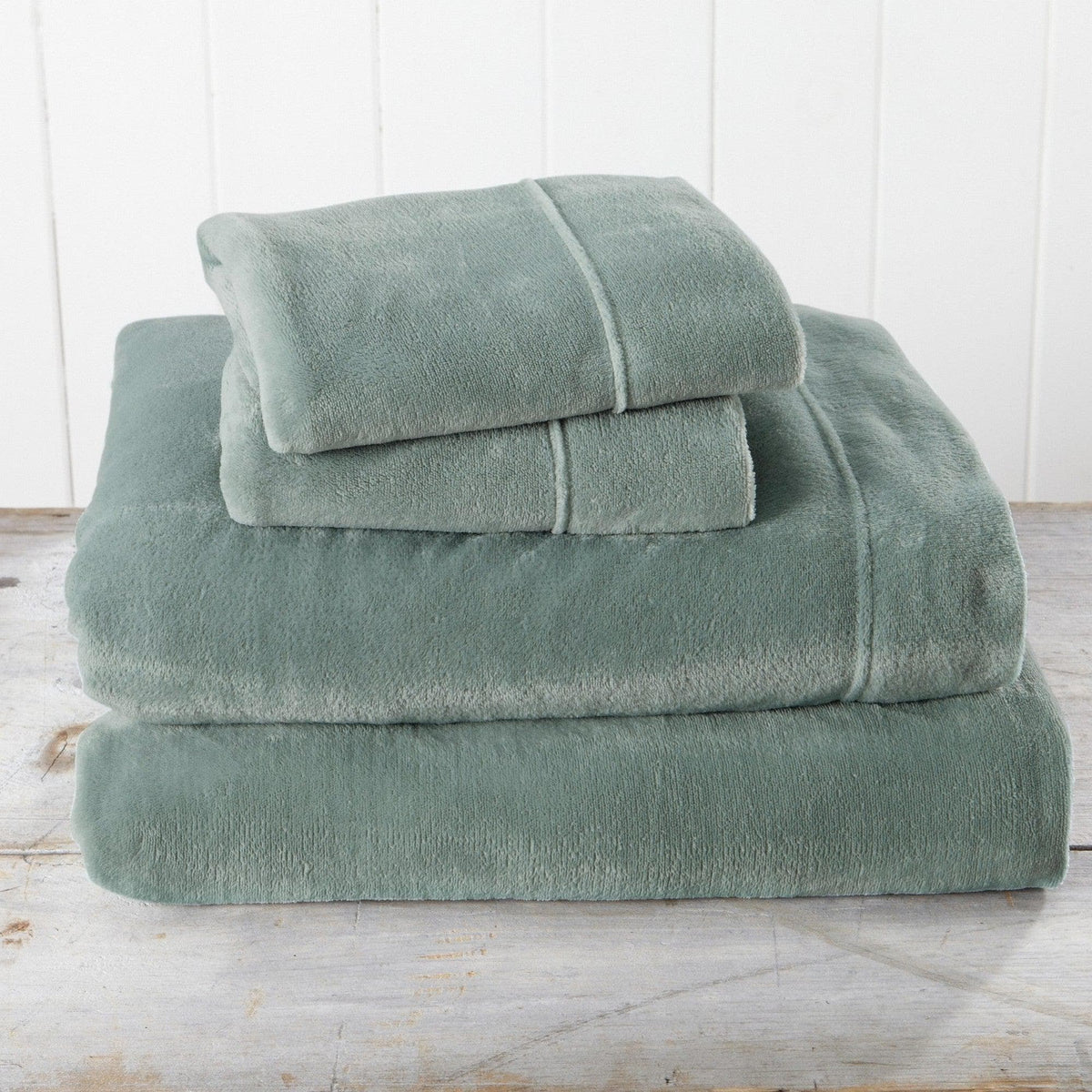 Solid Plush Sheet - Velvet Luxe Collection - Fabs things