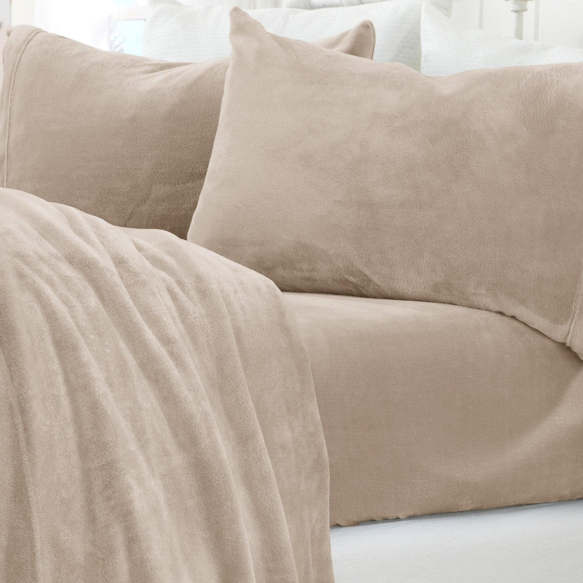 Solid Plush Sheet - Velvet Luxe Collection - Fabs things