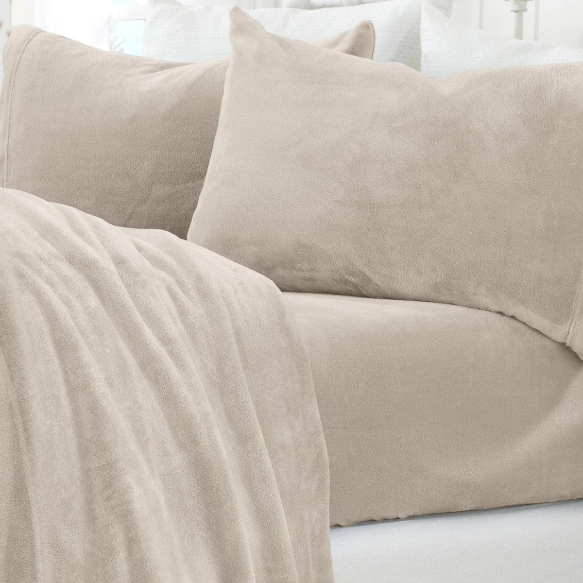Solid Plush Sheet - Velvet Luxe Collection - Fabs things