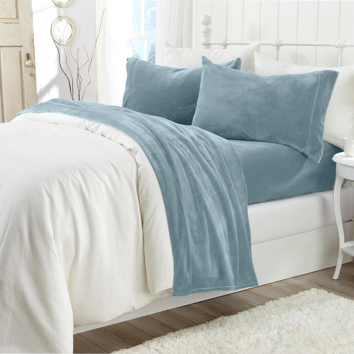 Solid Plush Sheet - Velvet Luxe Collection - Fabs things