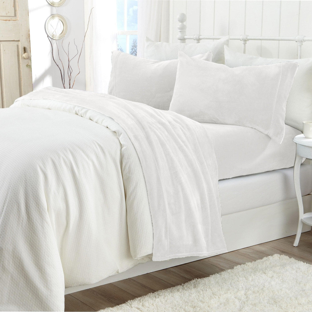 Solid Plush Sheet - Velvet Luxe Collection - Fabs things
