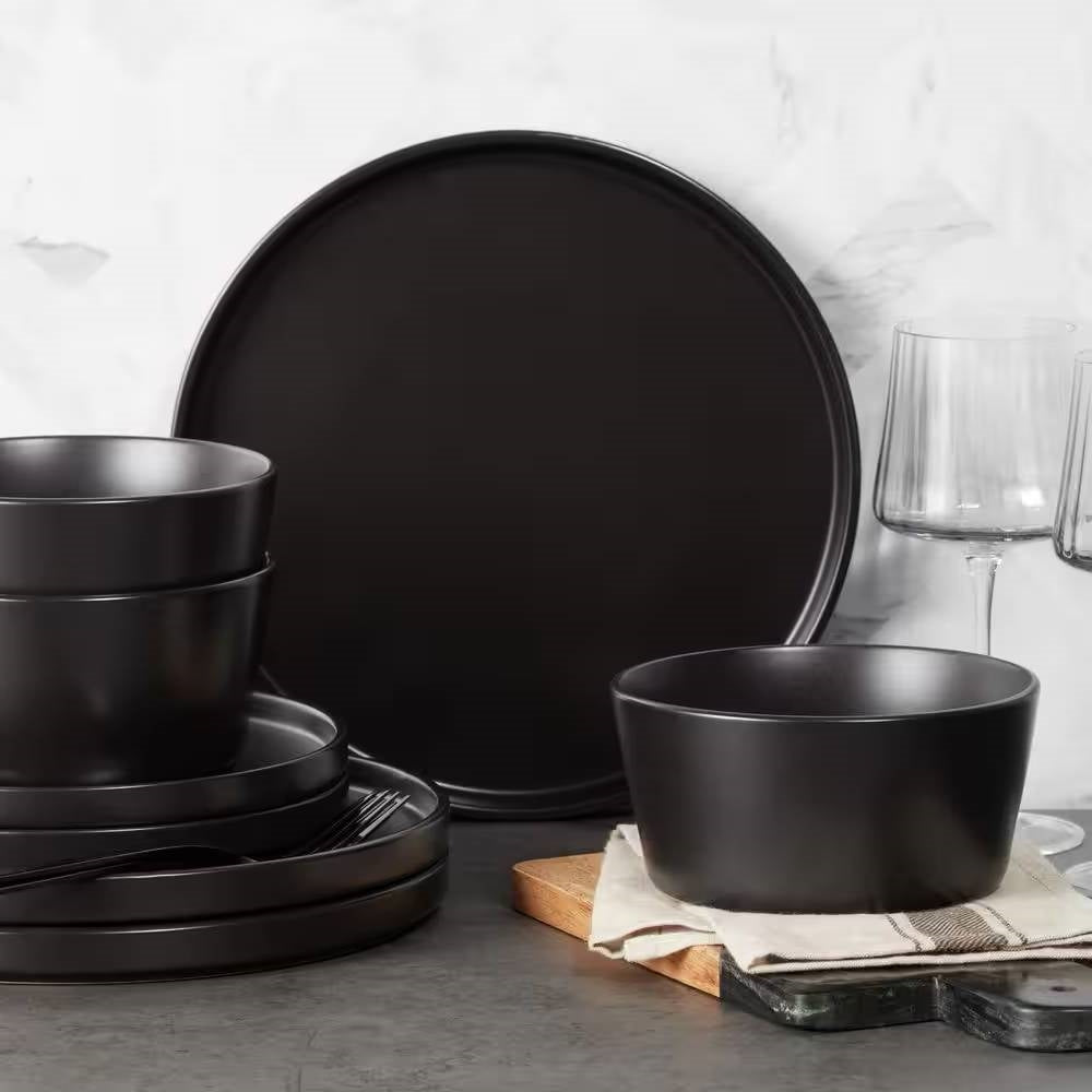 16-Piece Stoneware Dinnerware Set in Matte Black - Service for 4 - Fabs things