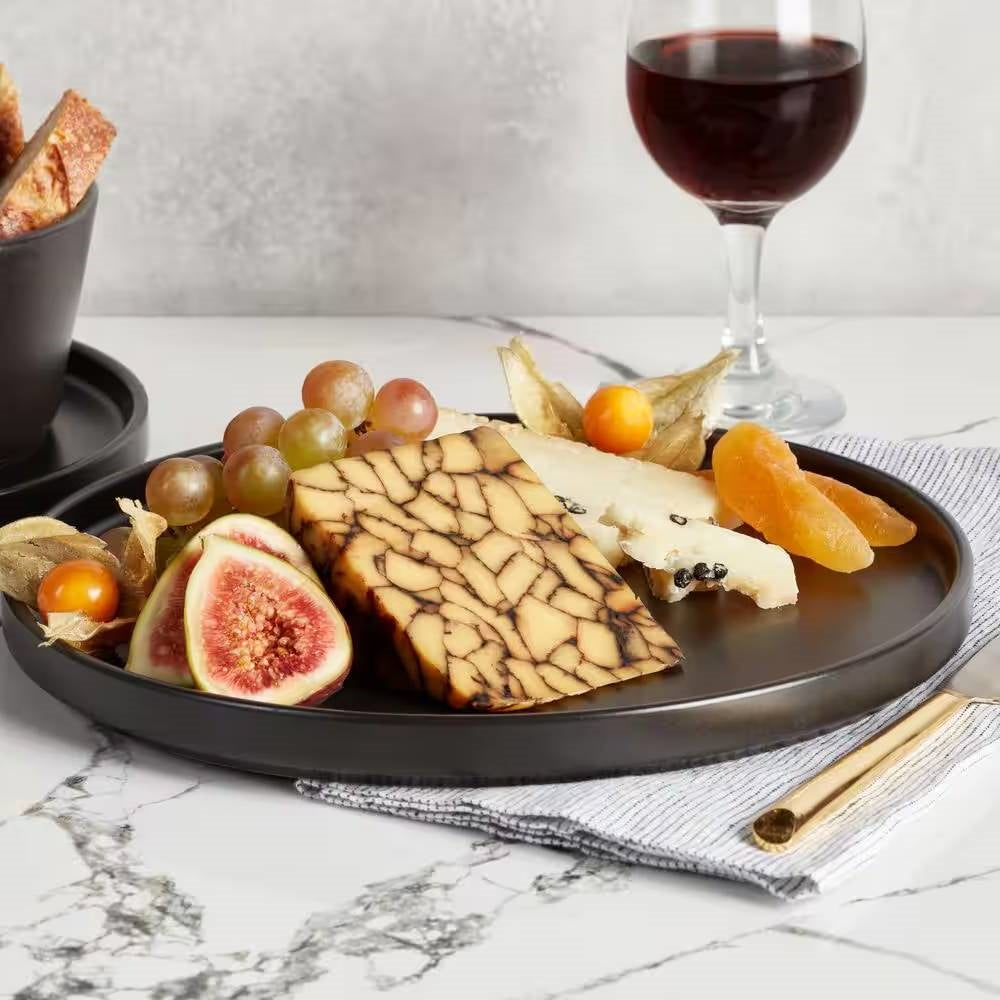 16-Piece Stoneware Dinnerware Set in Matte Black - Service for 4 - Fabs things