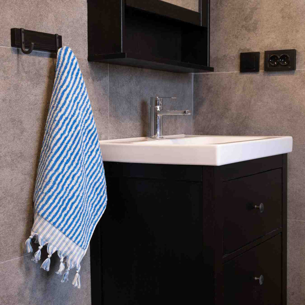 Striped Hand Towel - Fabs things