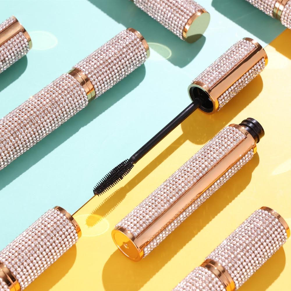 Volumizing Mascara for Sensitive Eyes