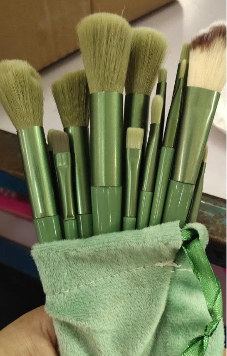 13Pcs Makeup Brush Set Make Up Concealer Brush Blush Powder Brush Eye Shadow Highlighter Foundation Brush Cosmetic Beauty Tools - Fabs things