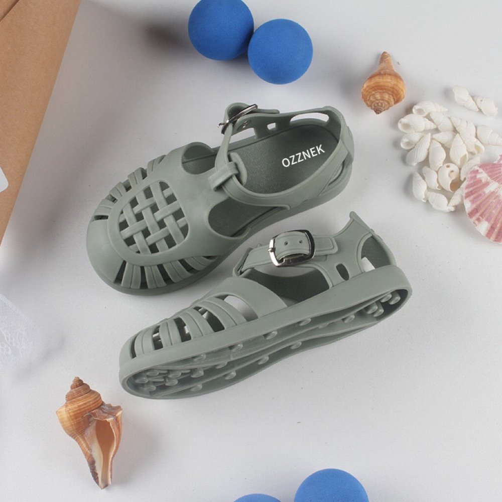 Aqua-Joy Kids Jelly Sandals – Waterproof Toddler Summer Shoes with Wide Toe Box & Anti-Slip Sole - Fabs things