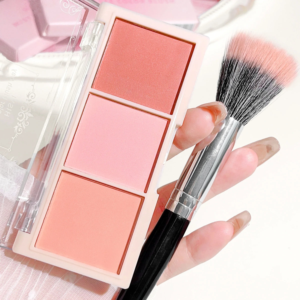 HISYI three-color blush natural color rendering delicate non-flying powder matte rouge holding makeup clear vitality girl blush - Fabs things