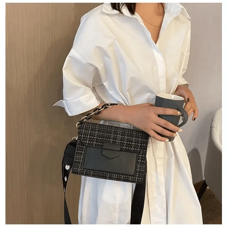 Luxury Wide Strap Shoulder Bags for Women And Girls Designer Lady Handbags and Purses Fashionable Chain Messenger Crossbody Bags - Fabs things