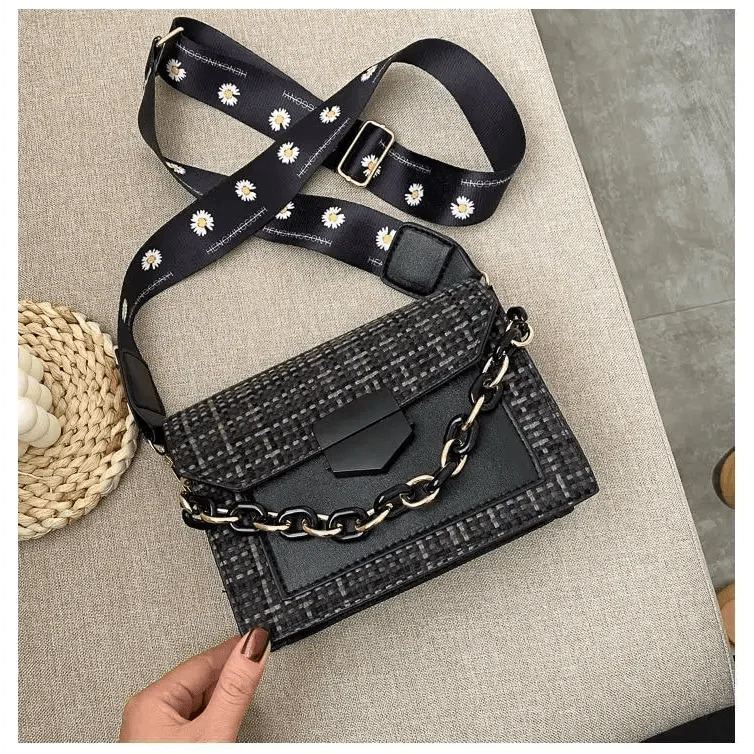 Luxury Wide Strap Shoulder Bags for Women And Girls Designer Lady Handbags and Purses Fashionable Chain Messenger Crossbody Bags - Fabs things